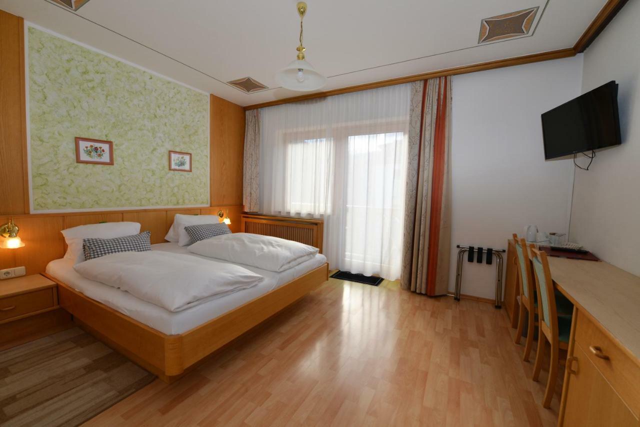 Hotel Haus Miriam à Sankt Lorenzen ob Murau Extérieur photo